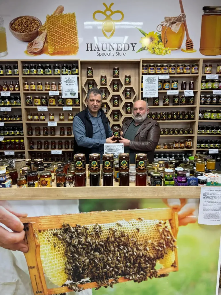 Başkan Murat Gür, “Anzer dünyanın en şifalı balı”